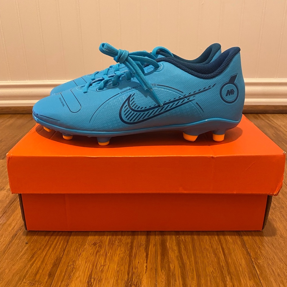 Nike Junior Mercurial Vapor 14 Club FG/MG Cleats